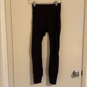 In movement leggings size 4. Worn once or twice!